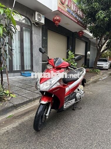 Honda Air Blade 110 Fi tiết kiệm xe zin mới