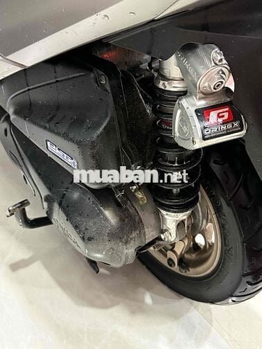 cần bán e Lead 125 4 van…