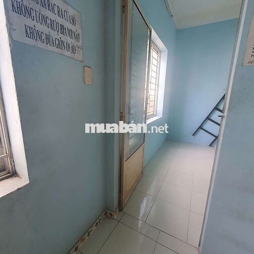 Phòng trọ 18m2 đường tân hòa đông p14 q6 rất an toàn