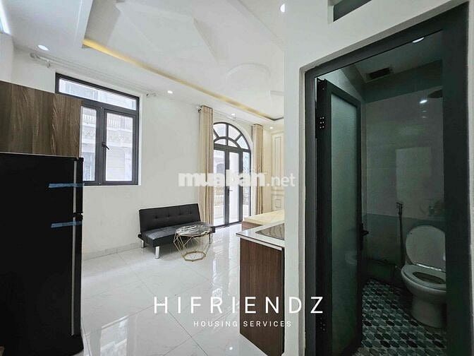 CĂN HỘ DỊCH VỤ MỚI FULL NỘI THẤT BAN CÔNG THOÁNG NGAY BÌNH TÂN