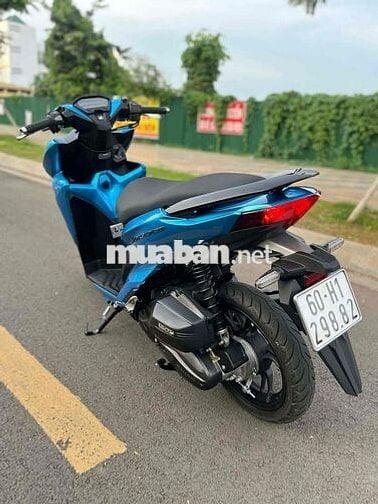 Honda Vario 150i màu Xanh