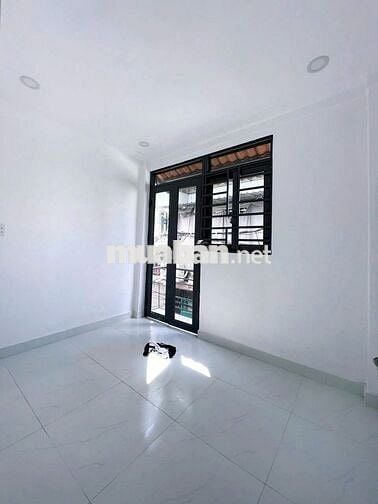 Bán nhà gần cầu Tham Lương đg Phan Văn Hớn Quận 12 1T1L giá 960TR TL