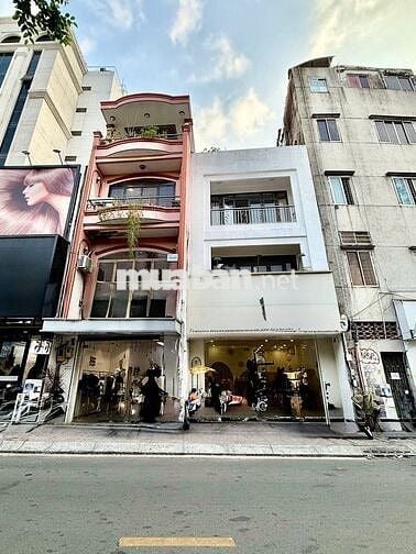 Cho thuê nhà mặt tiền Huỳnh Văn Bánh, Phú Nhuận DT: 5x14-Ngã tư LVS