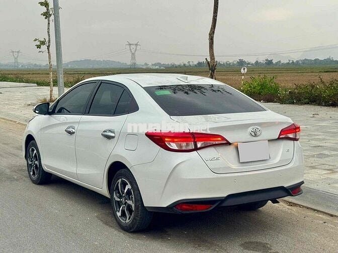 Toyota Vios 2023 E CVT - 30000 km