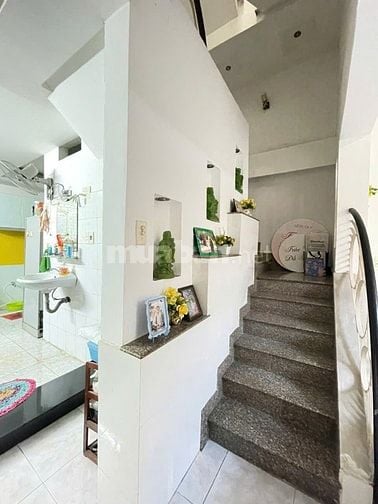 Cần bán gấp hẻm xe hơi Phan Huy ích