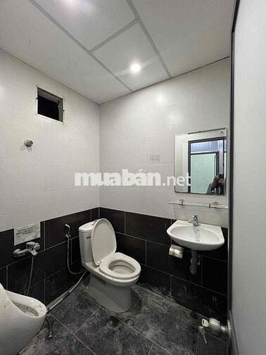 Căn Hộ 2PN Có Tủ Lạnh Máy Giặt Riêng 4Ng4Xe Ngay Lý Thường Kiệt Q10