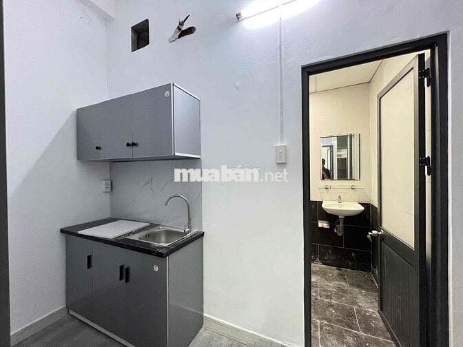 Căn Hộ 2PN Có Tủ Lạnh Máy Giặt Riêng 4Ng4Xe Ngay Lý Thường Kiệt Q10