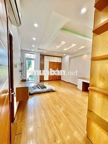 Cho thuê biệt thự 10 x 20 có 5pn 5wc sân thượng