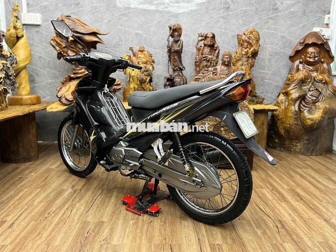 👉Taurus chính chủ biển SG dàn áo keo, máy móc zin