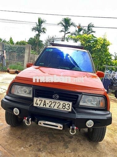 Suzuki Vitara JLX màu Cam