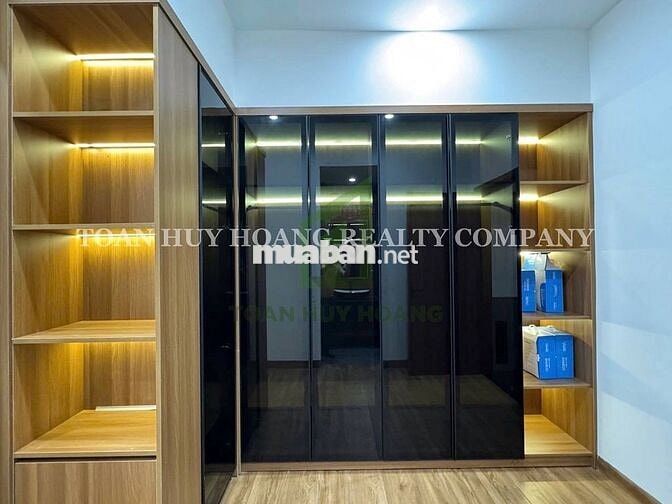 NHÀ ĐẸP 4PN NAM VIỆT Á – GẦN ĐƯỜNG BÙI TÁ HÁN – FULL TIỆN ÍCH