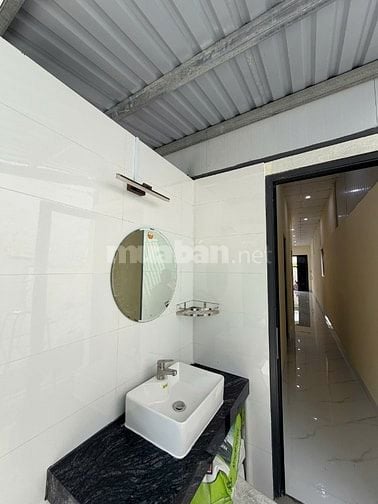 CHO THUÊ NHÀ NGUYÊN CĂN MỚI XÂY 100M2