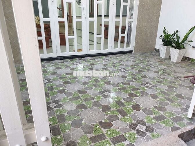 Nhà phố xinh DT 5x17, 1 lầu (4pn) gần chợ Bà Điểm, hẻm Phan Văn Hớn HM