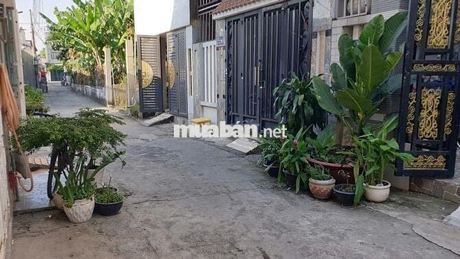 Nhà phố xinh DT 5x17, 1 lầu (4pn) gần chợ Bà Điểm, hẻm Phan Văn Hớn HM