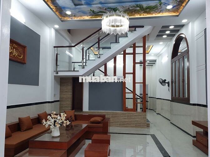 Nhà phố xinh DT 5x17, 1 lầu (4pn) gần chợ Bà Điểm, hẻm Phan Văn Hớn HM