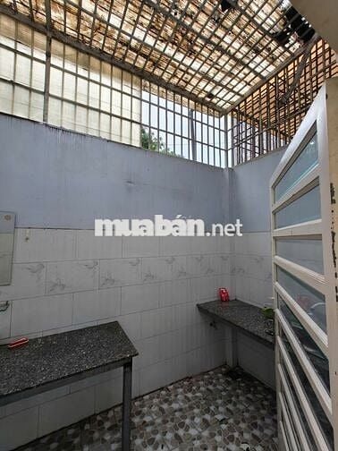 Cho thuê phòng ở trệt và cửa sổ thoáng đẹp, sạch sẽ chỉ 3t8