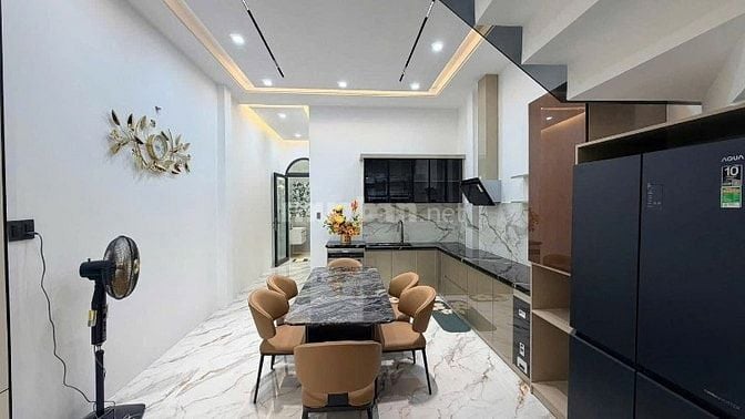 Bán Nhà Gấp ở Đào Duy Anh, P9, Q. Phú Nhuận . Giá 3tỷ520, 69m2, SHR