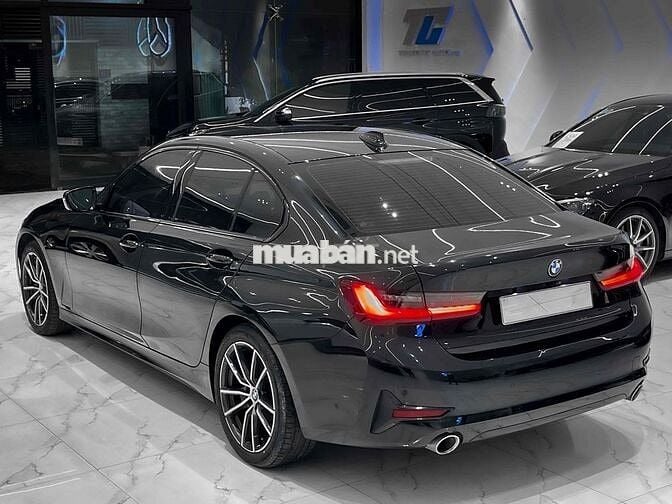 BMW 320i Sportline 2021 - 32000 km