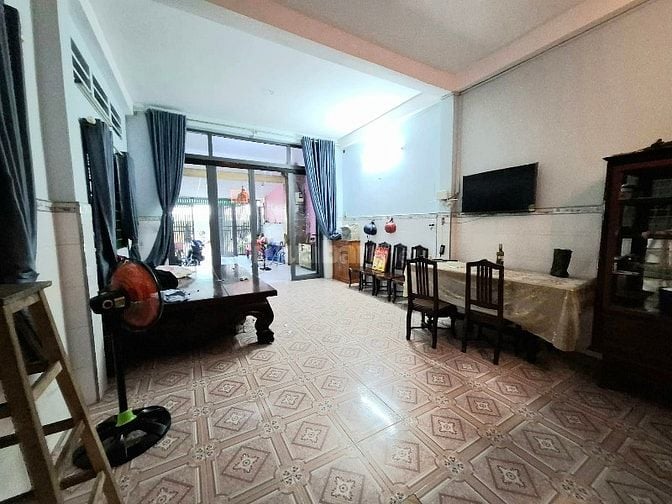 Mặt Tiền Khu Biệt Thự Thoại Ngọc Hầu 6.9M x 23M - Chỉ 15 tỷ 99