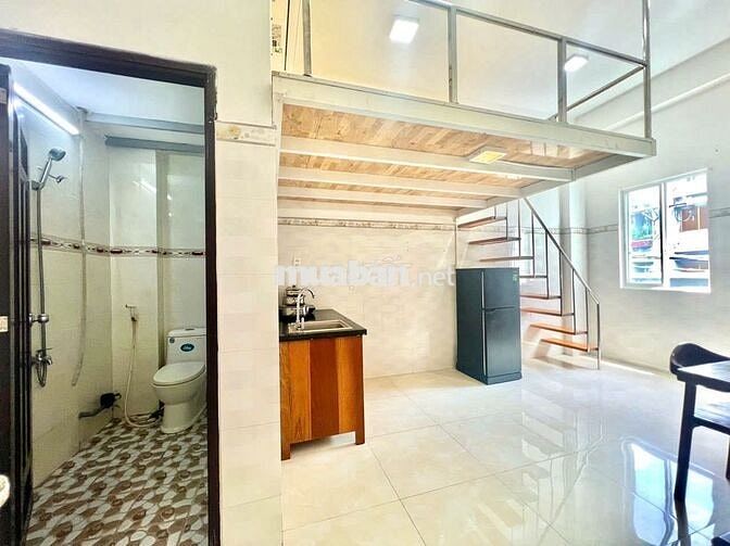 ⭐ PHÒNG CÓ GÁC 28M² – NGAY 10A CHU VĂN AN, BÌNH THẠNH – GIÁ 4TR7