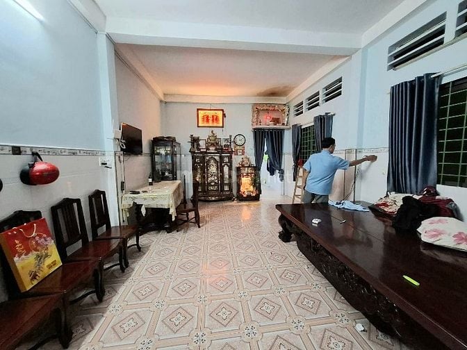 Mặt Tiền Khu Biệt Thự Thoại Ngọc Hầu 6.9M x 23M - Chỉ 15 tỷ 99