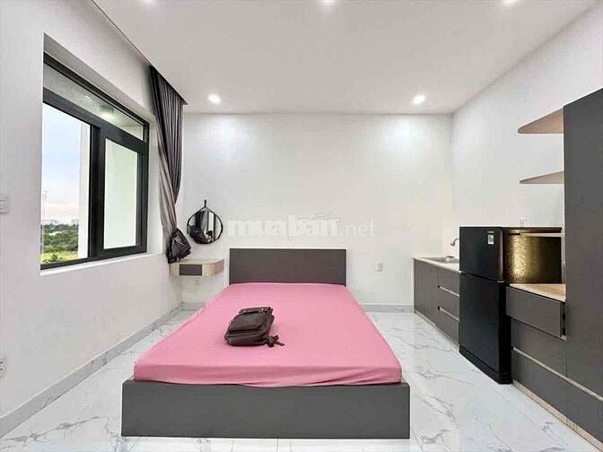 CHO THUÊ PHÒNG BAN CÔNG FULL NT GẦN SÂN GOLF TÂN SƠN,ĐH VĂN HIẾN,CHỢ