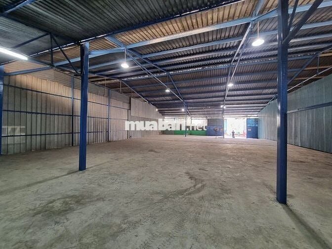 Cho Thuê kho Quận 7 Đường Nguyễn Văn Qùy DT 300m sạch đẹp.