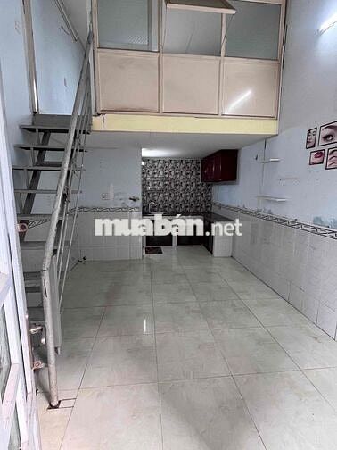 CHO THUÊ NHÀ SIÊU TIỆN ÍCH – DỌC ĐƯỜNG HT17, GẦN CHỢ HIỆP THÀNH