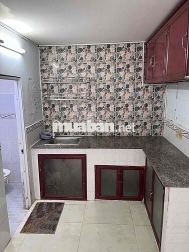 CHO THUÊ NHÀ SIÊU TIỆN ÍCH – DỌC ĐƯỜNG HT17, GẦN CHỢ HIỆP THÀNH