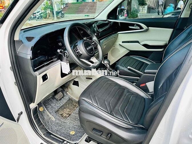 Kia Carent 2025 1.4AT Signature Trắng