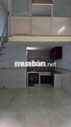 CHO THUÊ NHÀ SIÊU TIỆN ÍCH – DỌC ĐƯỜNG HT17, GẦN CHỢ HIỆP THÀNH