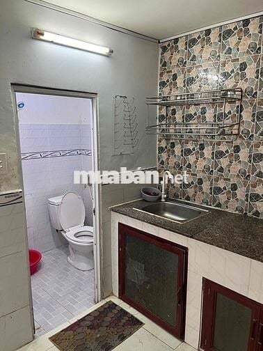 CHO THUÊ NHÀ SIÊU TIỆN ÍCH – DỌC ĐƯỜNG HT17, GẦN CHỢ HIỆP THÀNH