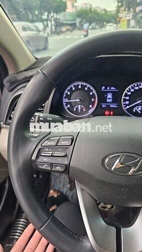 Hyundai Elantra 2019 1.6AT 70000 km