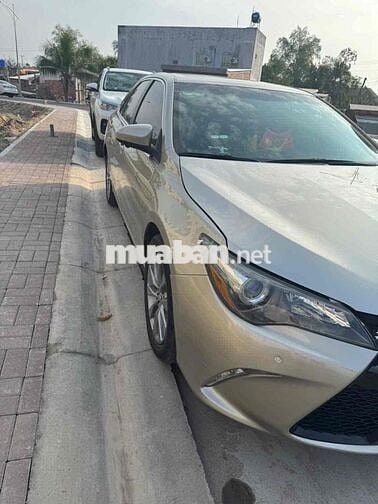 Toyota Camry 2015 SE 2.5 AT - 60000 km