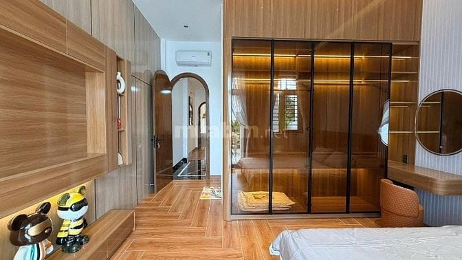 Bán Nhà Gấp ở Đào Duy Anh, P9, Q. Phú Nhuận . Giá 3tỷ520, 69m2, SHR