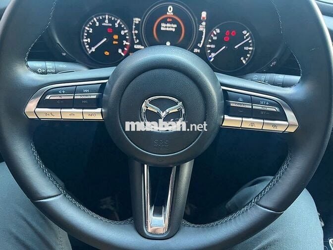 Mazda CX-30 premium 2023 6000km Trắng 650tr