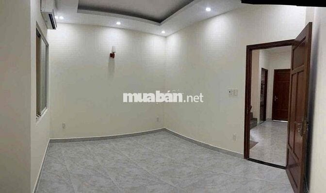 Nhà Mới đg LĐT P17: 4x16m, 3 lầu, 4pn, 3wc, 3 máy lạnh