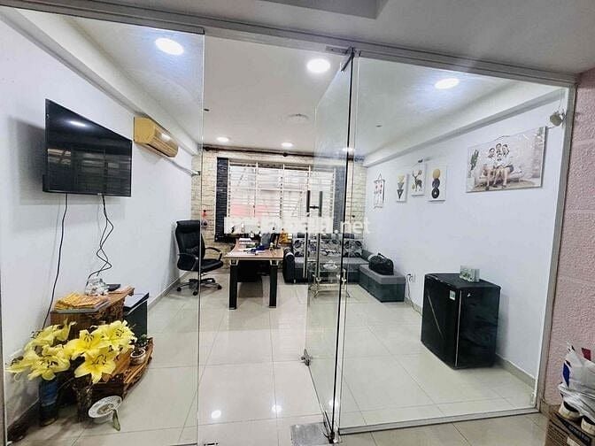 CHO THUÊ NHÀ NGUYÊN CĂN TÂN QUY ĐÔNG Q7 4PN, NT CƠ BẢN 25 TRIỆU/ THÁNG