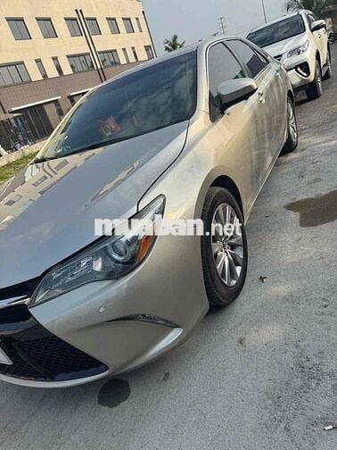 Toyota Camry 2015 SE 2.5 AT - 60000 km