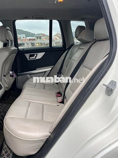 Mercedes GLK300 2010 Trắng 93000 km