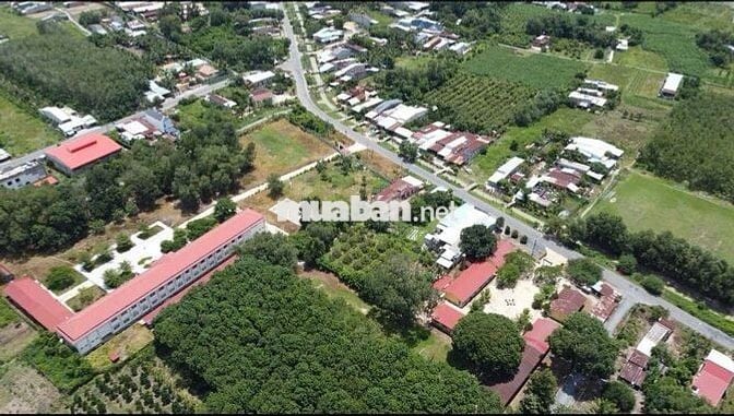 GẦN ĐƯỜNG LỚN 5x35m FULL THỔ CƯ. CHỈ 499TR