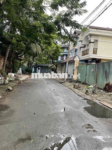 đất xây bthu 1/ lê văn khương sát gò vấp. 9*20 đường 10m giá 11tỷ tl