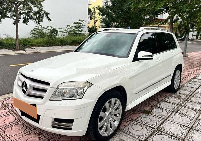 Mercedes GLK300 2010 Trắng 93000 km