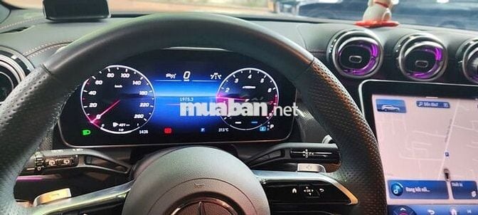 Mercedes Benz GLC 2023 300 4Matic - 11000 km