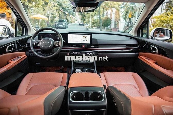 Kia Carnival Signature mẫu All New 2024 - 12000 km