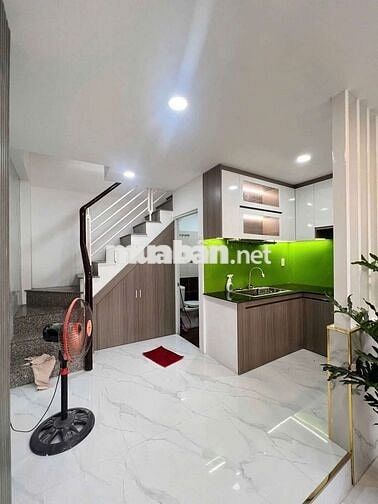 Nhà LÊ VĂN QUỚI [4x9, 3 lầu, 3pn, 3toilet] 12tr/tháng