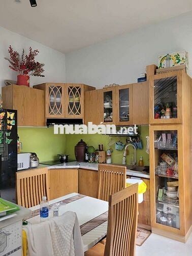 💥Cần Bán Gấp nhà 1trệt 1lầu 2pn.2wc Sổ hồng hoàn công