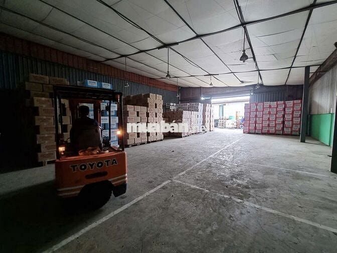 Cho thuê kho Quận 7 DT 1500m2 - Vị trí thuận tiện
