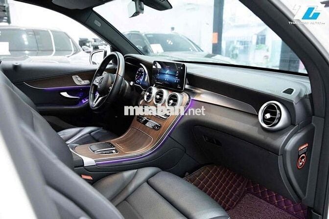 Mercedes GLC200 4MT 2022 Trắng - 38000 km