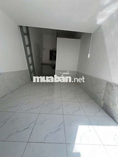 Phòng mặt tiền hẽm, gần chành xe Chín Nghĩa, cách ĐH VĂN HIẾN 500m